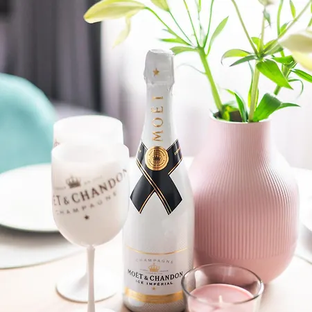 Niceone Number 2 - W Samym Centrum! * فروتسواف