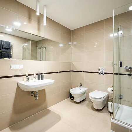 Niceone Number 2 - W Samym Centrum! شقة